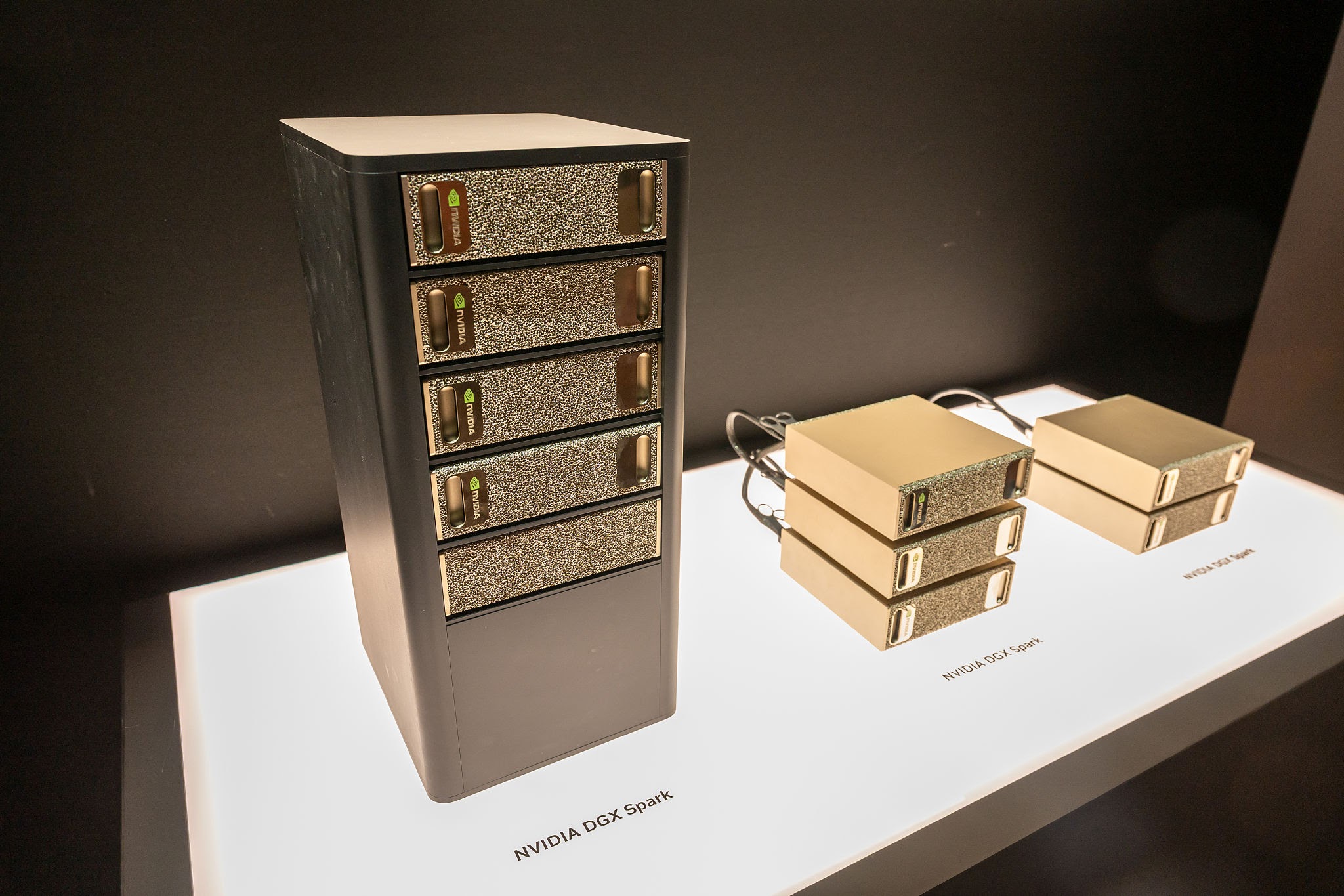 Hệ thống NVIDIA DGX Spark. Source: Bloomberg / Bloomberg via Getty Images